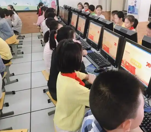 实景教育沉溺式科创体会精准教育分析等